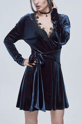 Robe femme en velours à manches longues avec dentelle gothique noire/rouge, col en V, nœud papillon et fronçage